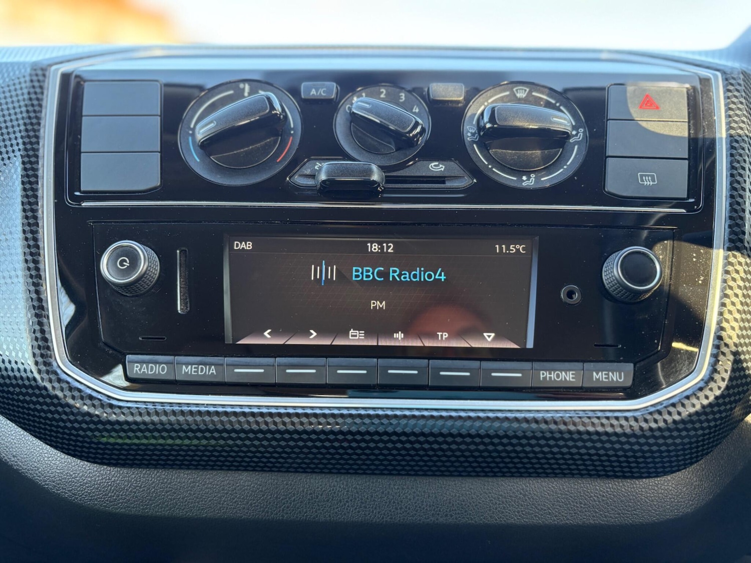 Used Volkswagen up! 2017 for sale - 77927547: Photo 18