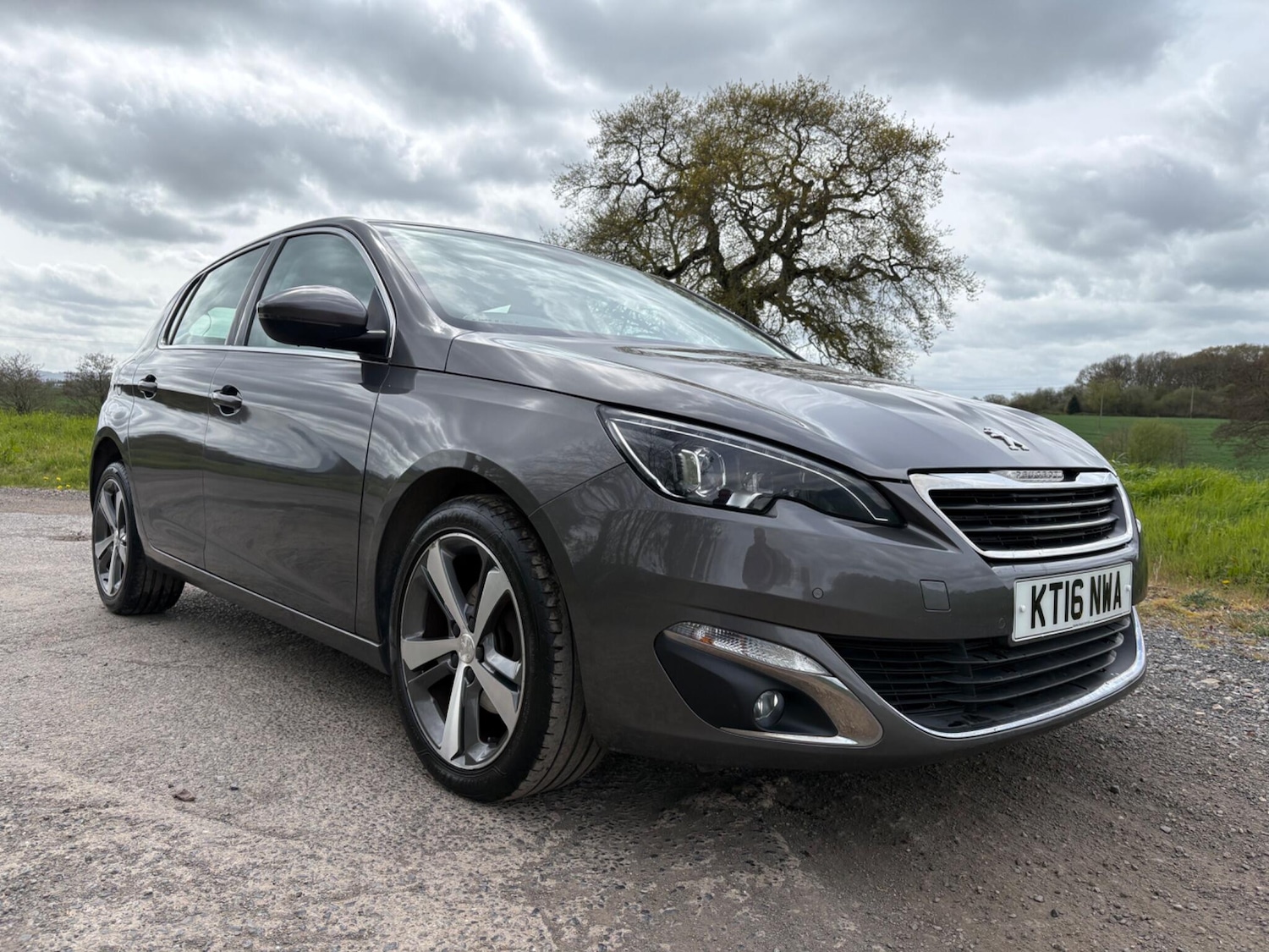 Used Peugeot 308 2016 for sale - 78198221: Photo 3
