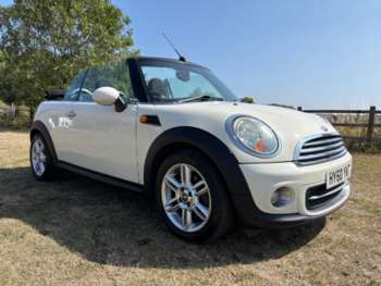 Used MINI Convertible 2010 for sale - 75365731: Photo