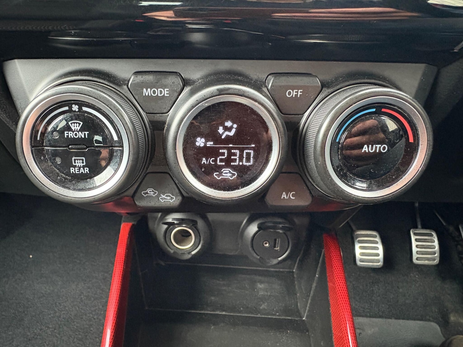 Used Suzuki Swift 2019 for sale - 76297401: Photo 35