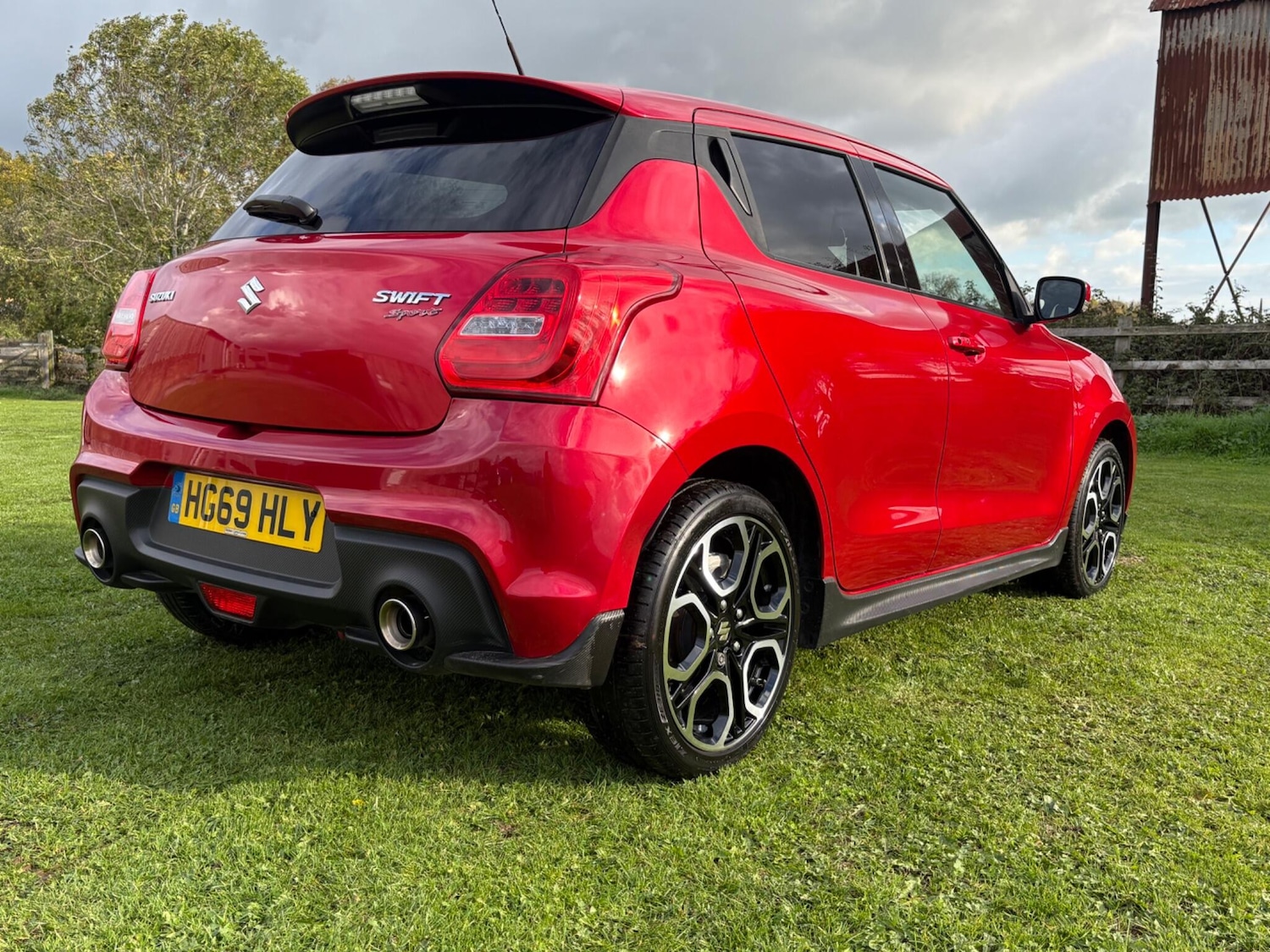 Used Suzuki Swift 2019 for sale - 76297401: Photo 8