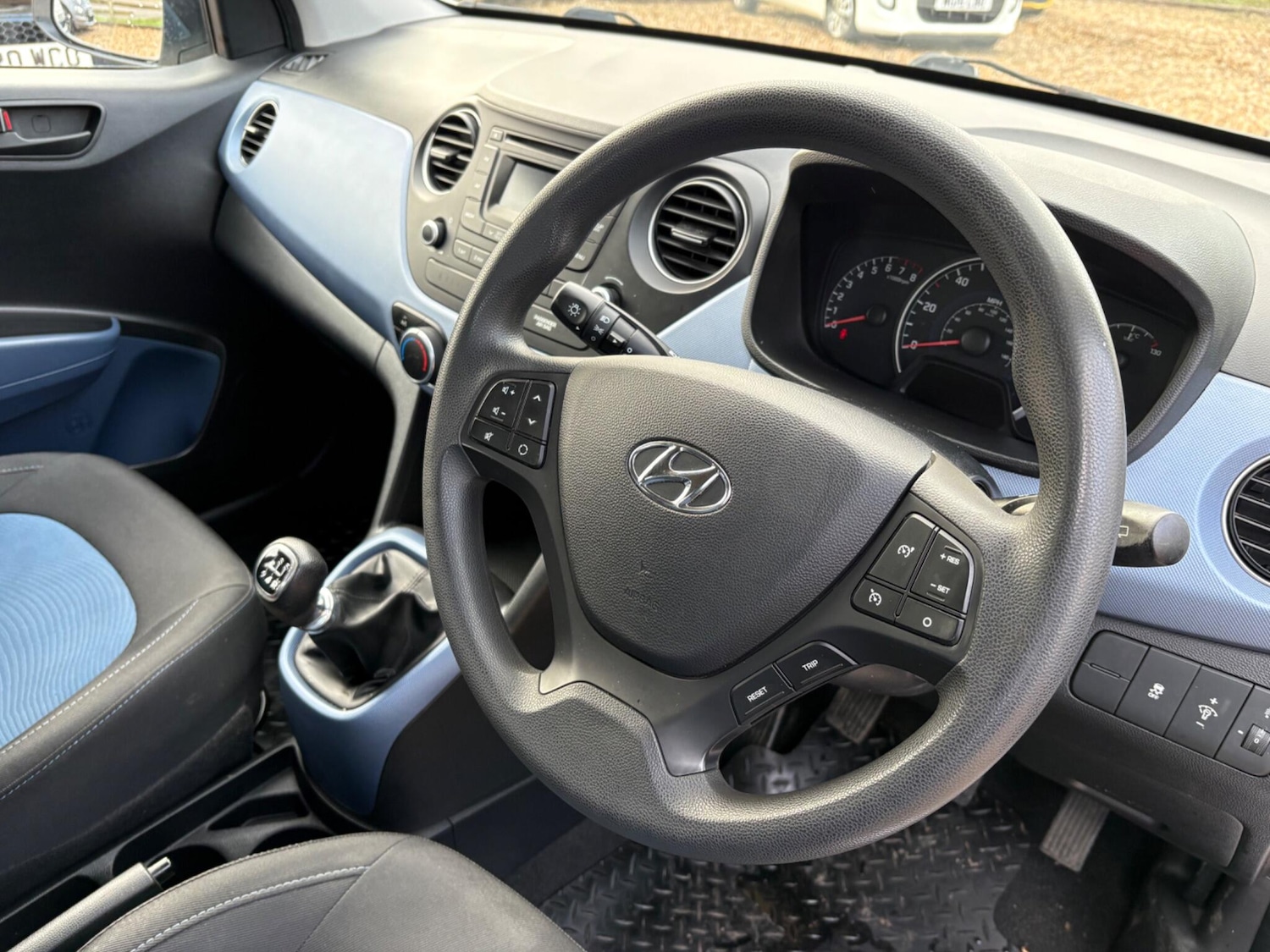 Used Hyundai i10 2015 for sale - 77627656: Photo 14
