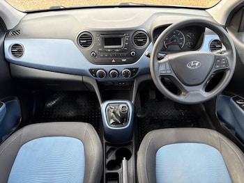 Used Hyundai i10 2015 for sale - 77627656: Photo