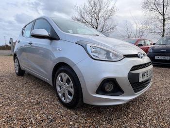 Used Hyundai i10 2015 for sale - 77627656: Photo