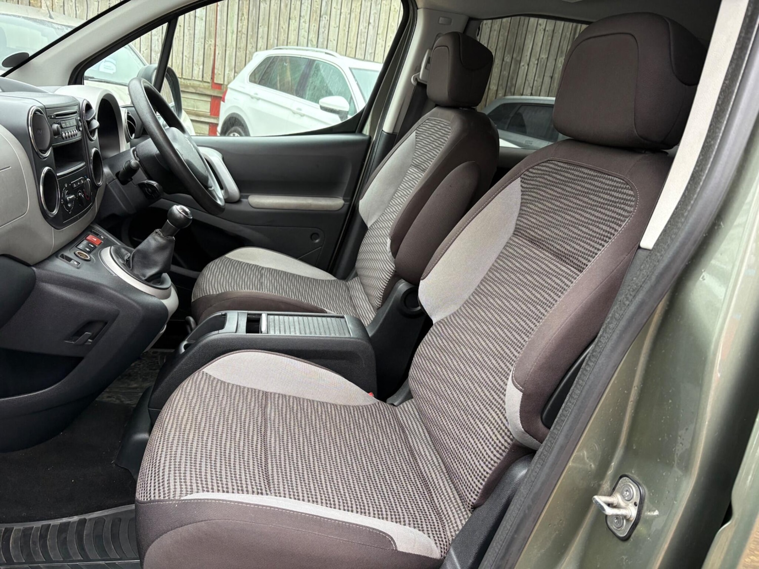 Used Peugeot Partner Tepee 2010 for sale - 77021985: Photo 14