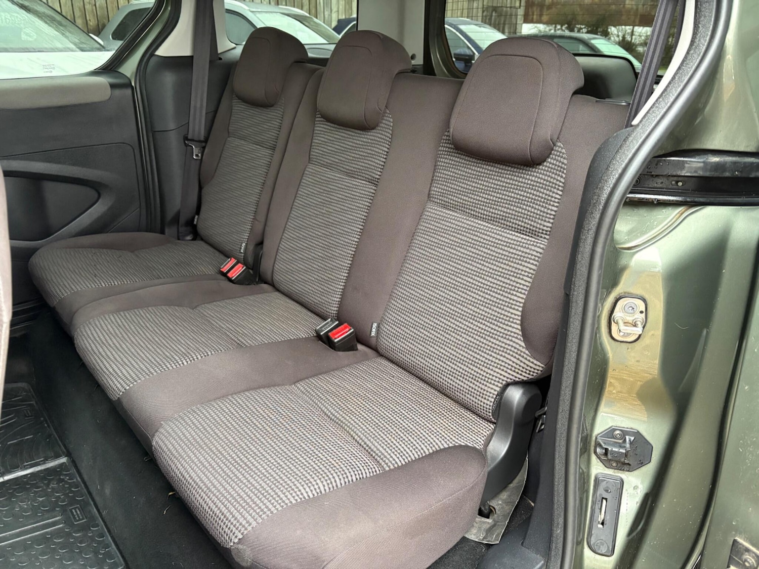 Used Peugeot Partner Tepee 2010 for sale - 77021985: Photo 15