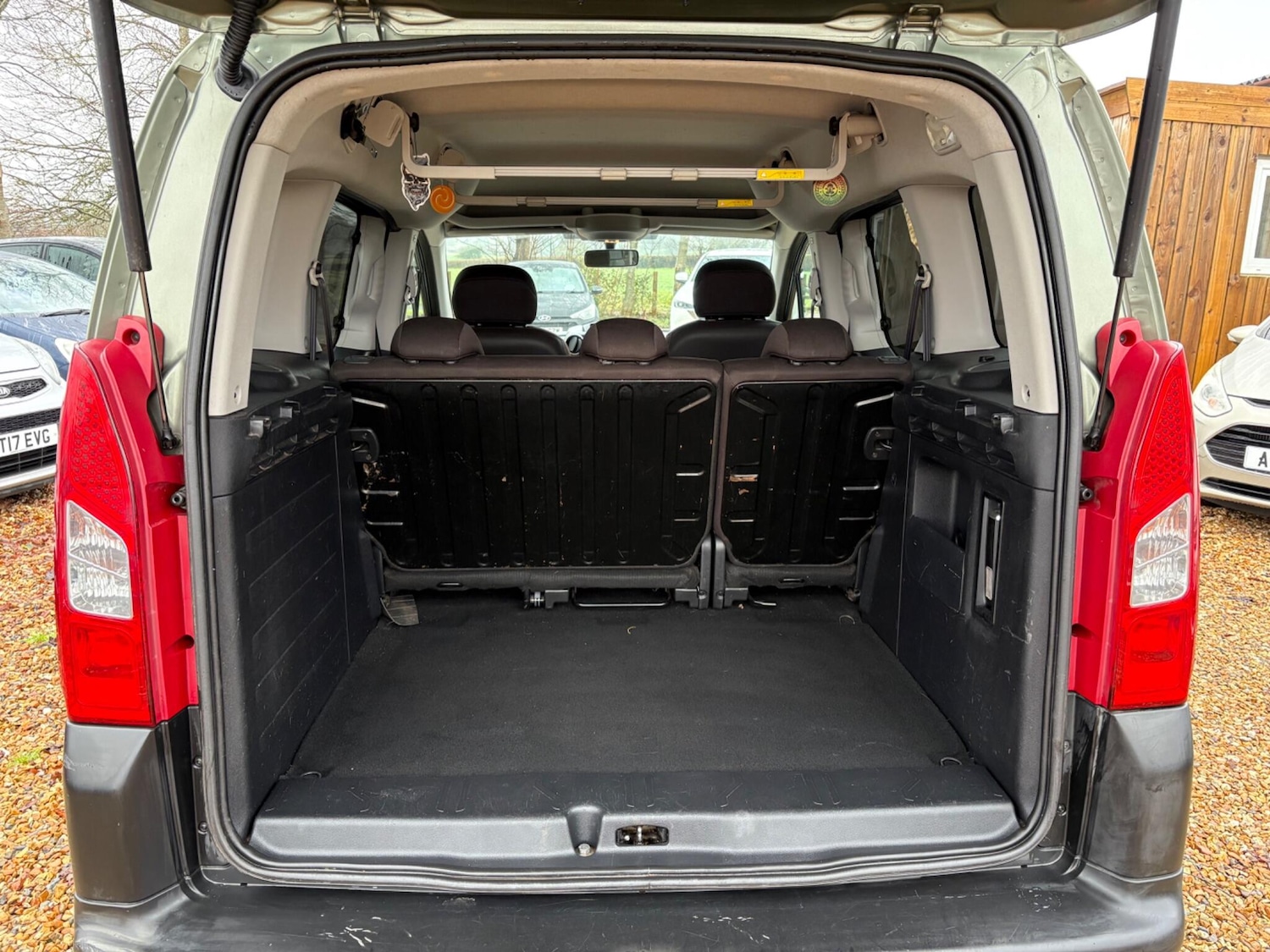 Used Peugeot Partner Tepee 2010 for sale - 77021985: Photo 17