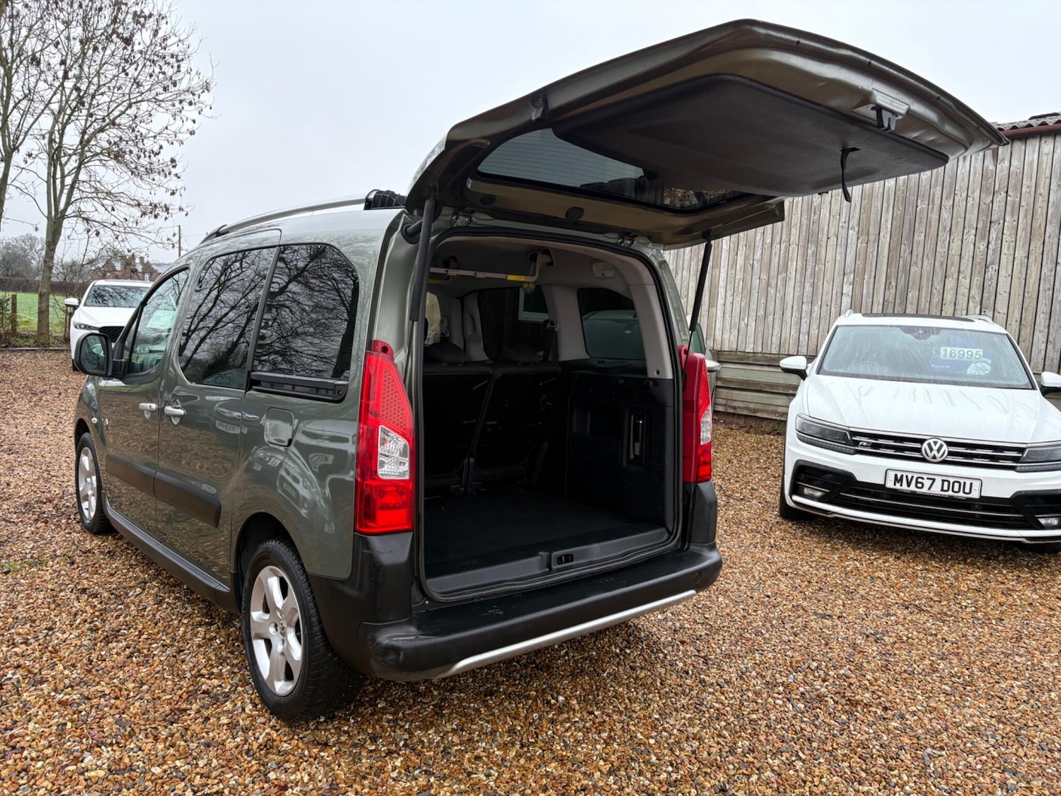 Used Peugeot Partner Tepee 2010 for sale - 77021985: Photo 9