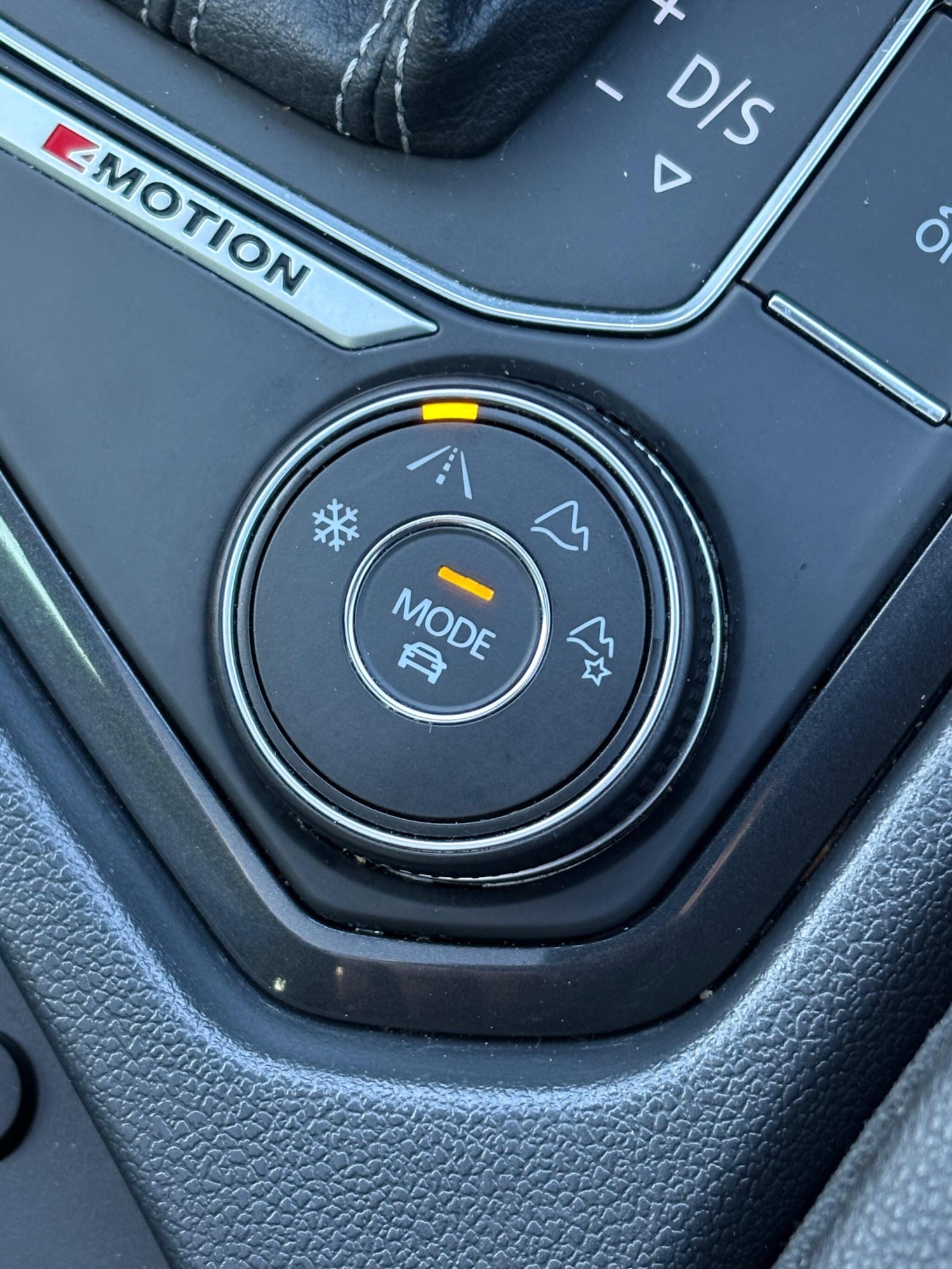 Used Volkswagen Tiguan 2017 for sale - 77010624: Photo 26