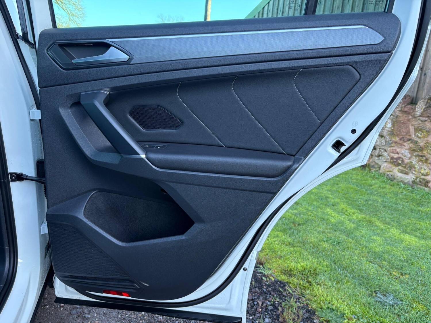 Used Volkswagen Tiguan 2017 for sale - 77010624: Photo 41