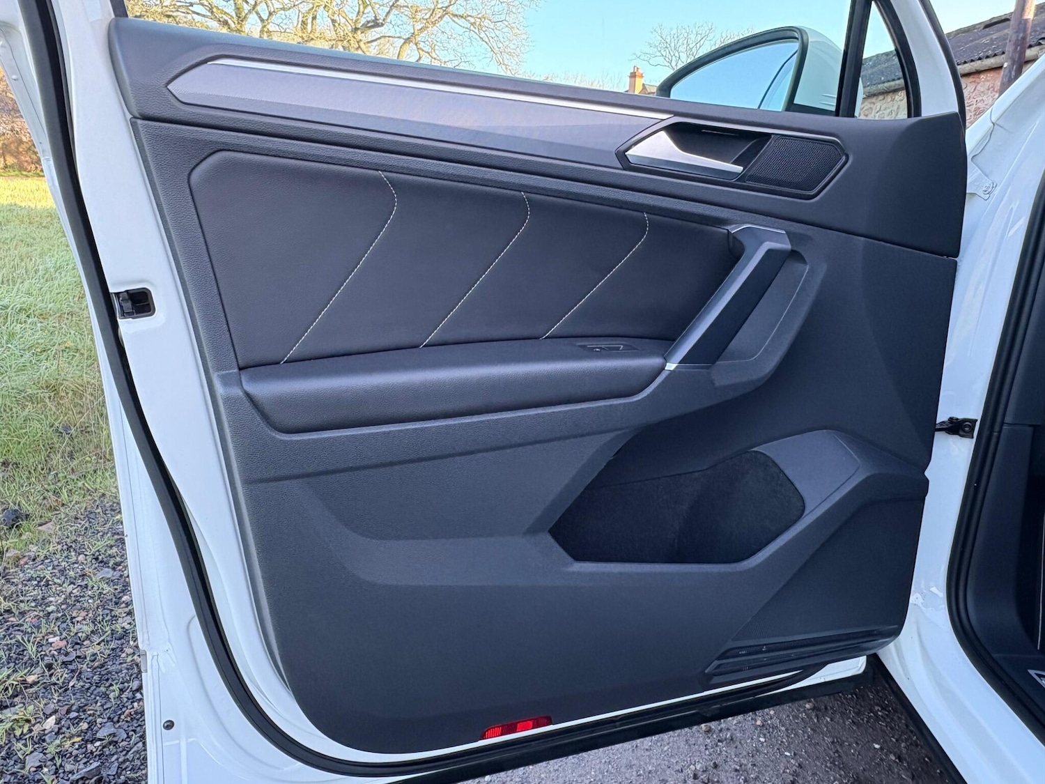 Used Volkswagen Tiguan 2017 for sale - 77010624: Photo 42