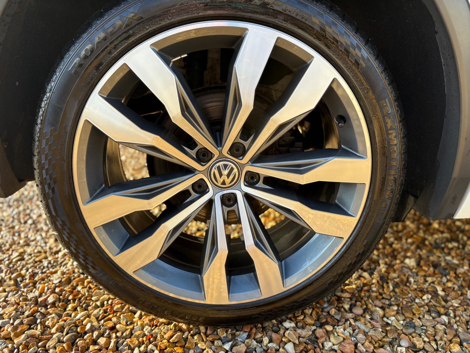 Used Volkswagen Tiguan 2017 for sale - 77010624: Photo 44