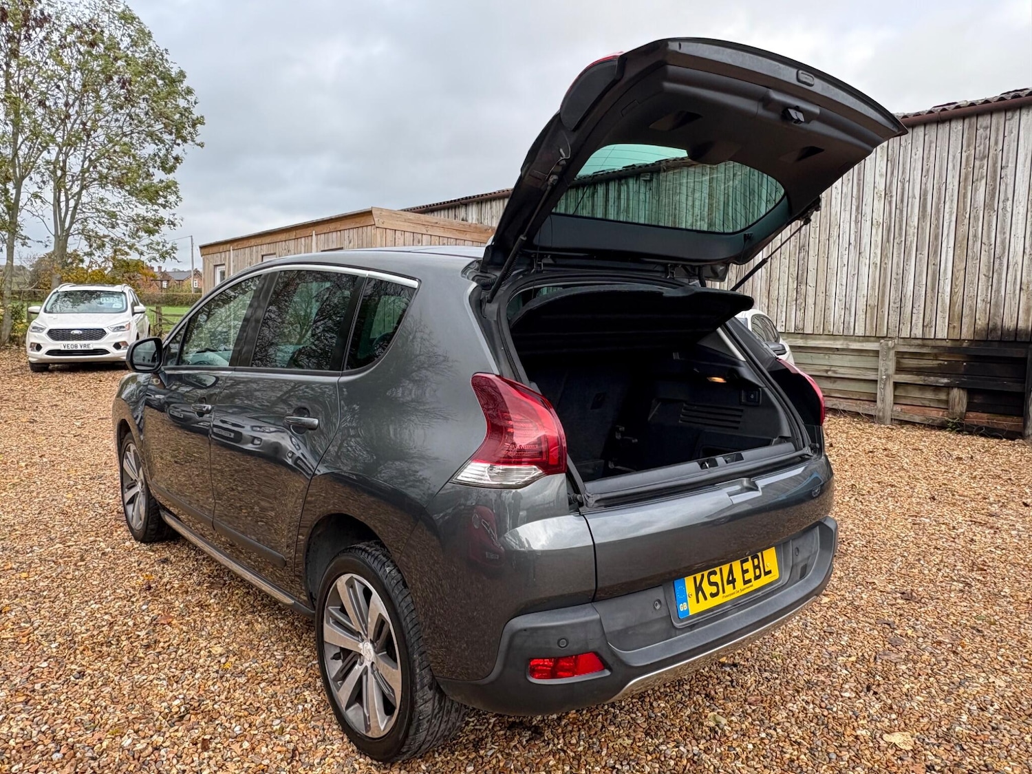 Used Peugeot 3008 2014 for sale - 77281202: Photo 11