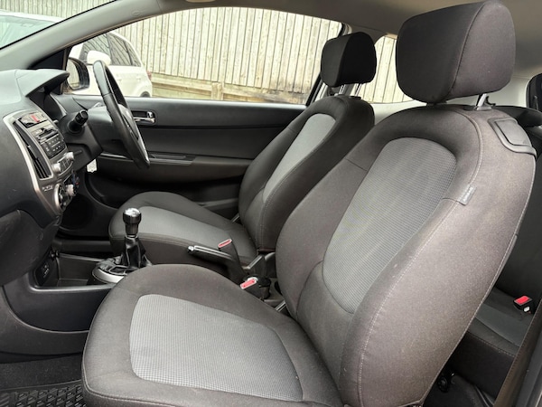 Used Hyundai i20 2014 for sale - 76285544: Photo 13