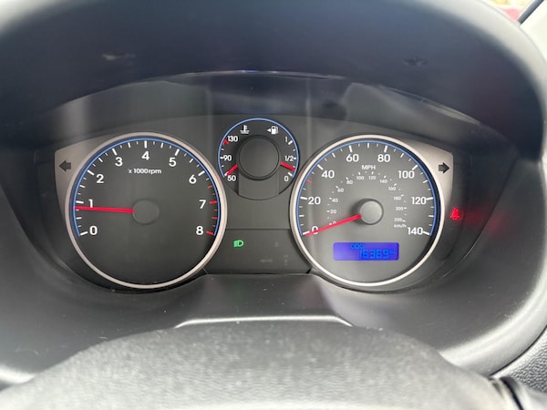 Used Hyundai i20 2014 for sale - 76285544: Photo 19