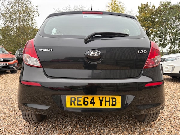 Used Hyundai i20 2014 for sale - 76285544: Photo 8