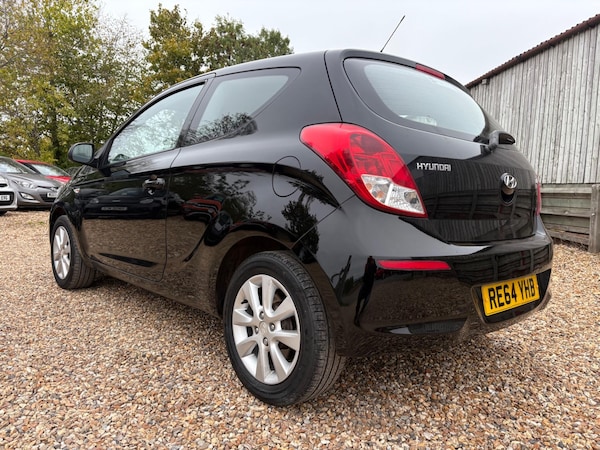 Used Hyundai i20 2014 for sale - 76285544: Photo 9