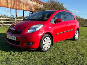 Toyota - Yaris