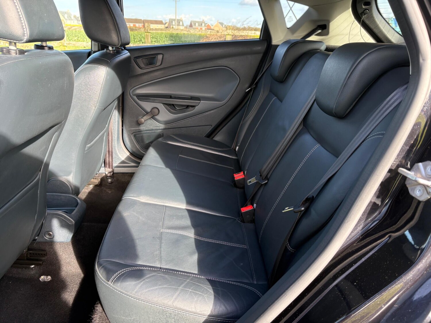 Used Ford Fiesta 2011 for sale - 78036929: Photo 12