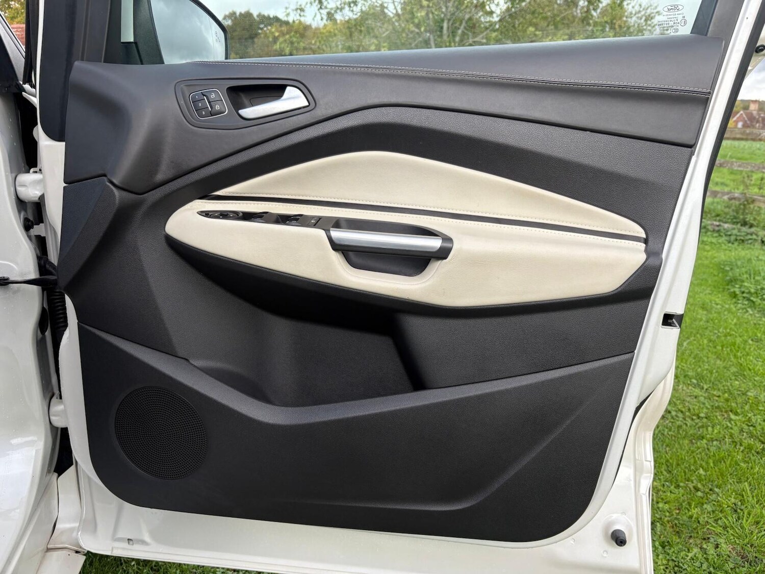 Used Ford Kuga 2017 for sale - 77894070: Photo 32