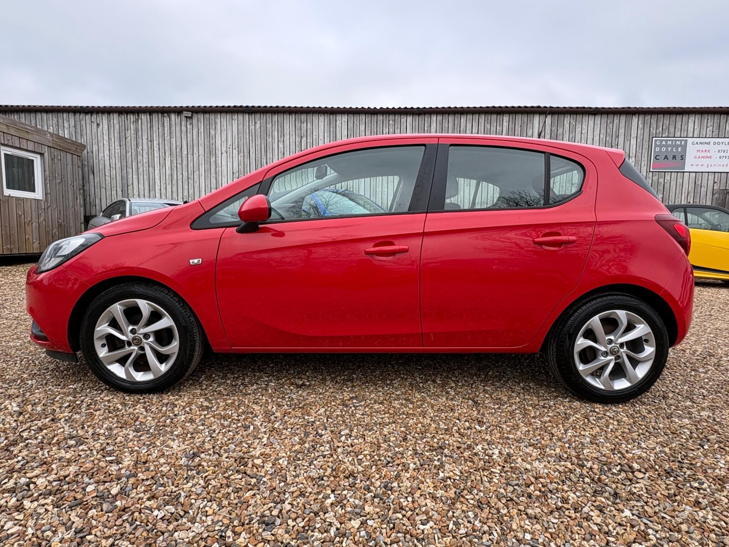 Used Vauxhall Corsa 2015 for sale - 77740179: Photo 8