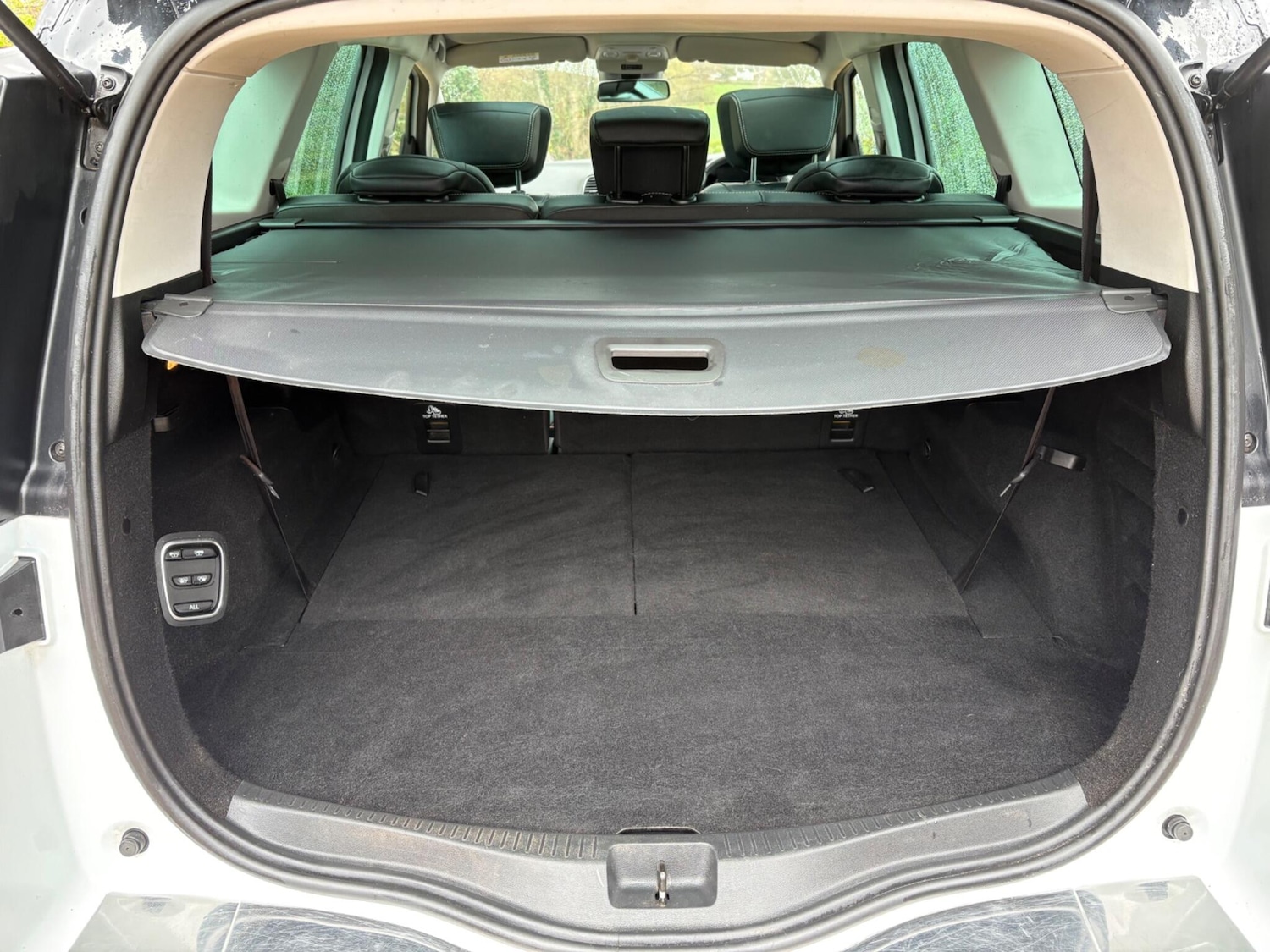 Used Renault Grand Scenic 2019 for sale - 77911361: Photo 19