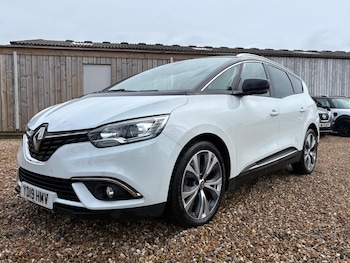 2019 - 1.7 Blue dCi Signature Euro 6 (s/s) 5dr