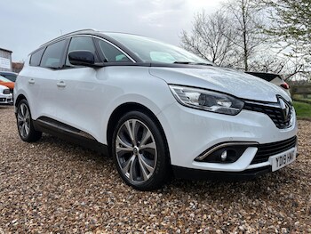 Used Renault Grand Scenic 2019 for sale - 77911361: Photo