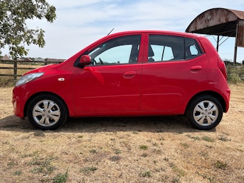 Used Hyundai i10 2011 for sale - 79285567: Photo