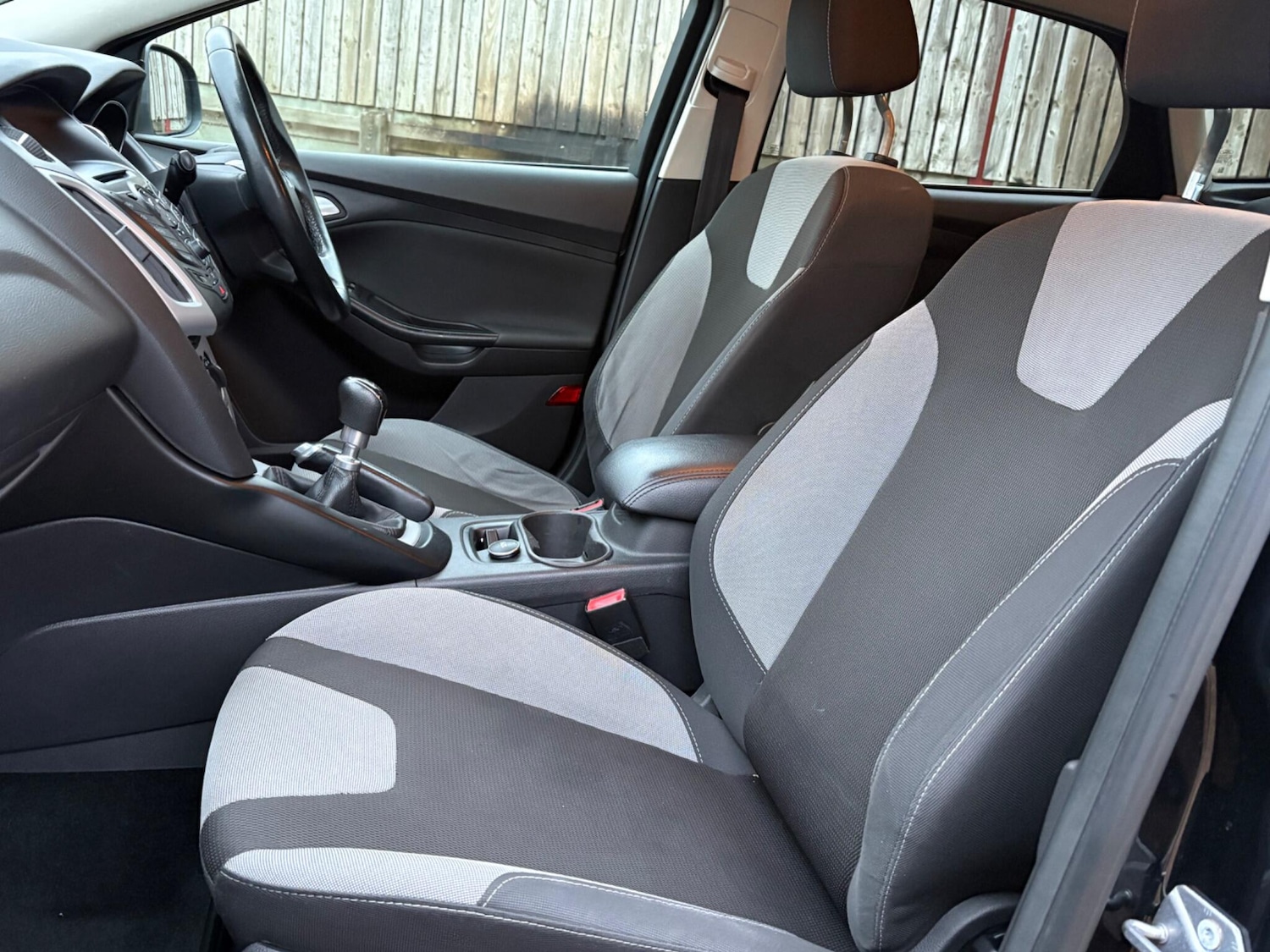 Used Ford Focus 2014 for sale - 77158092: Photo 15