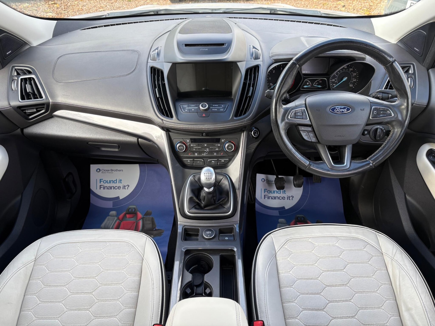 Used Ford Kuga 2017 for sale - 76338678: Photo 2