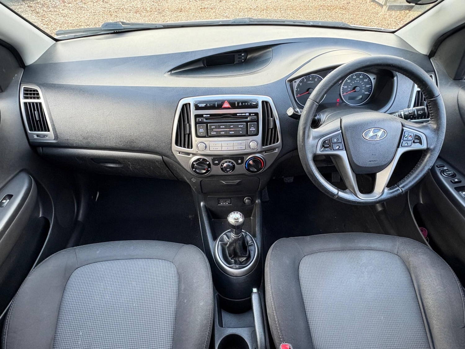 Used Hyundai i20 2013 for sale - 76691650: Photo 2