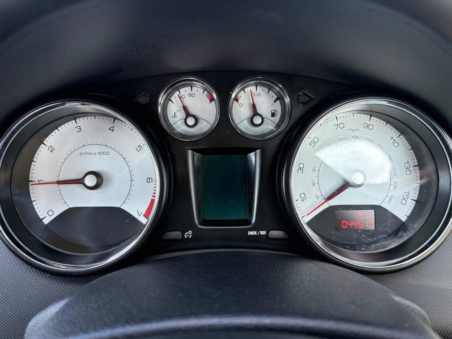 Used Peugeot 308 2012 for sale - 77983066: Photo 17