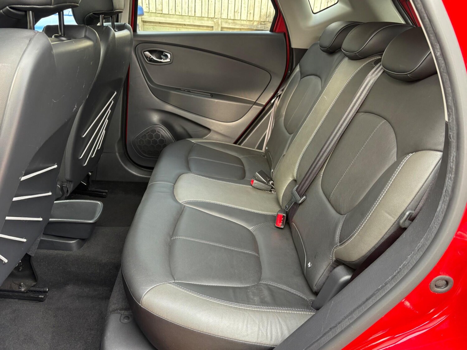 Used Renault Captur 2016 for sale - 77826845: Photo 16