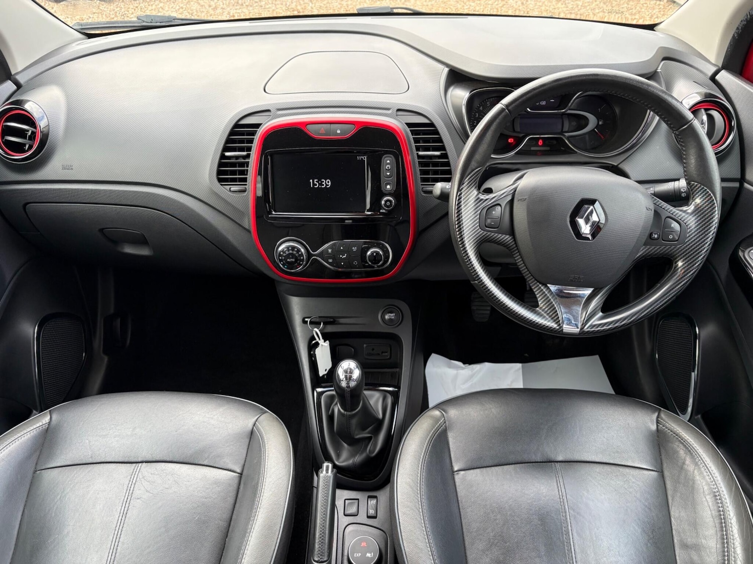 Used Renault Captur 2016 for sale - 77826845: Photo 2