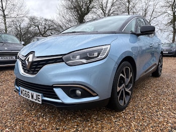 Used Renault Scenic 2017 for sale - 77360674: Photo