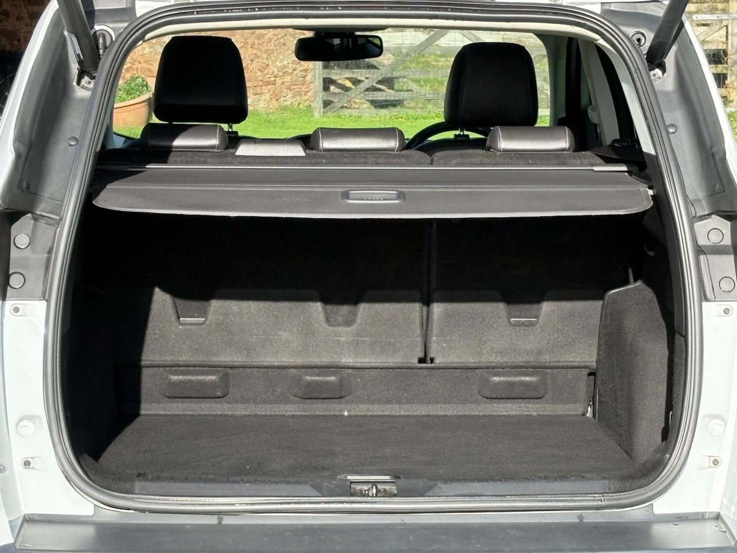 Used Ford Kuga 2014 for sale - 76614278: Photo 17