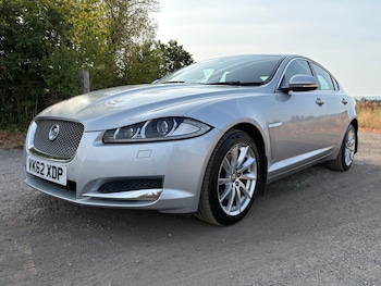 Used Jaguar XF 2012 for sale - 79309674: Photo