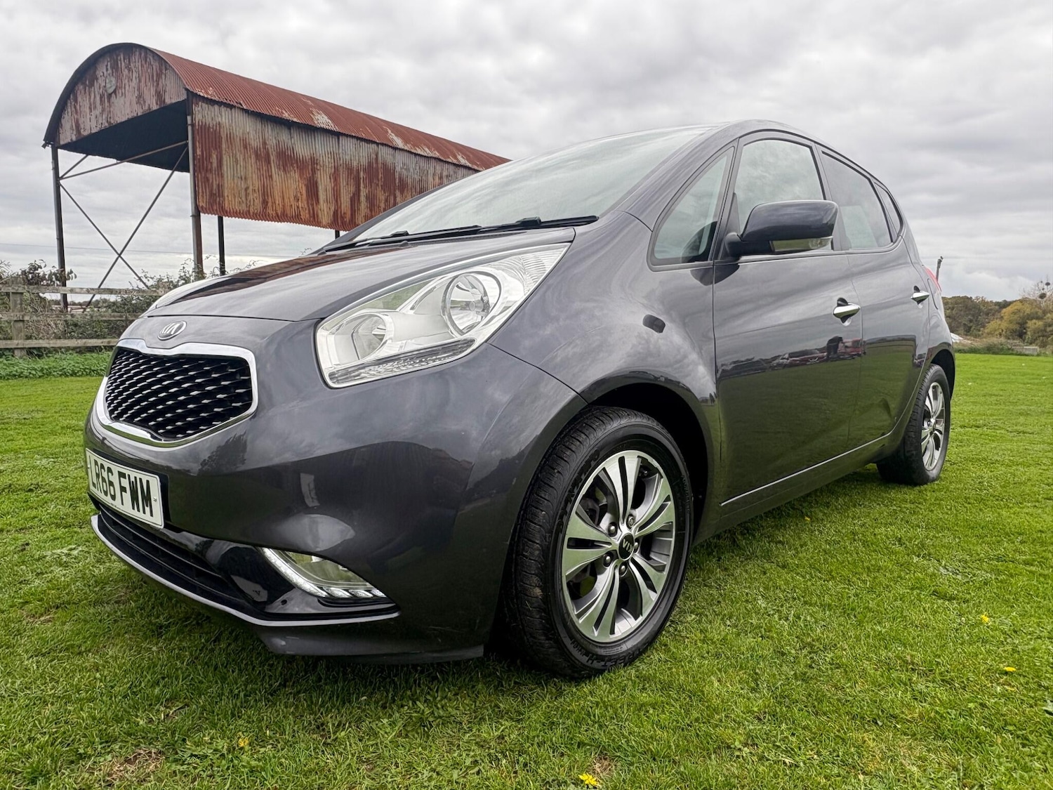 Used Kia Venga 2016 for sale - 76350686: Photo 1