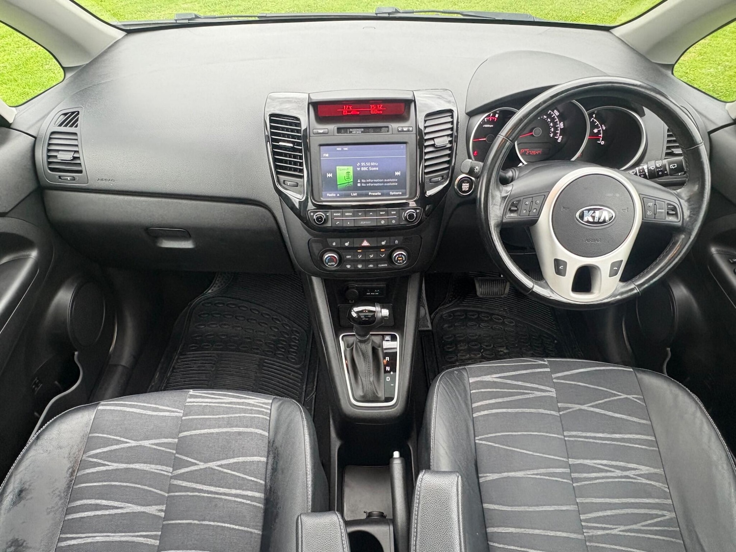 Used Kia Venga 2016 for sale - 76350686: Photo 2