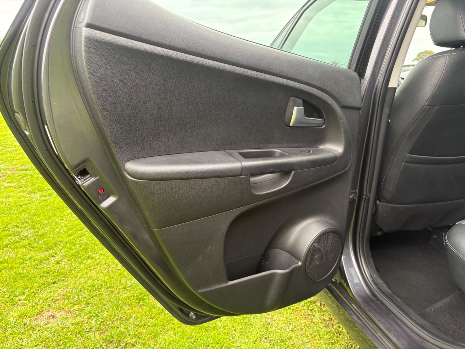 Used Kia Venga 2016 for sale - 76350686: Photo 28