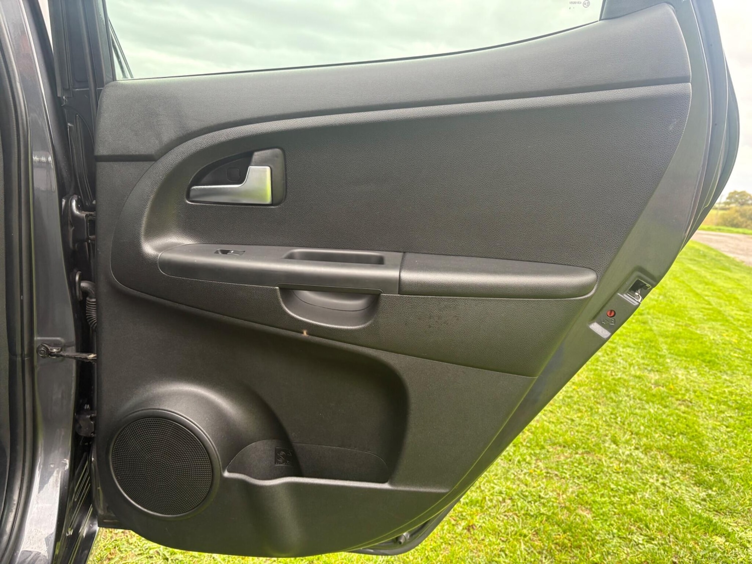Used Kia Venga 2016 for sale - 76350686: Photo 30