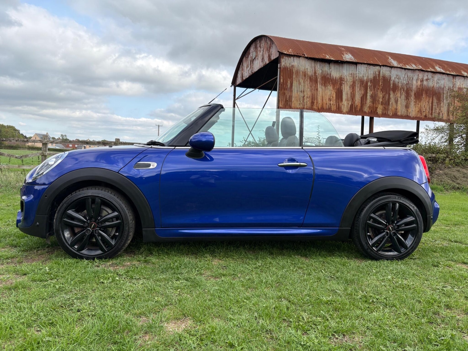 Used MINI Convertible 2019 for sale - 76261746: Photo 14