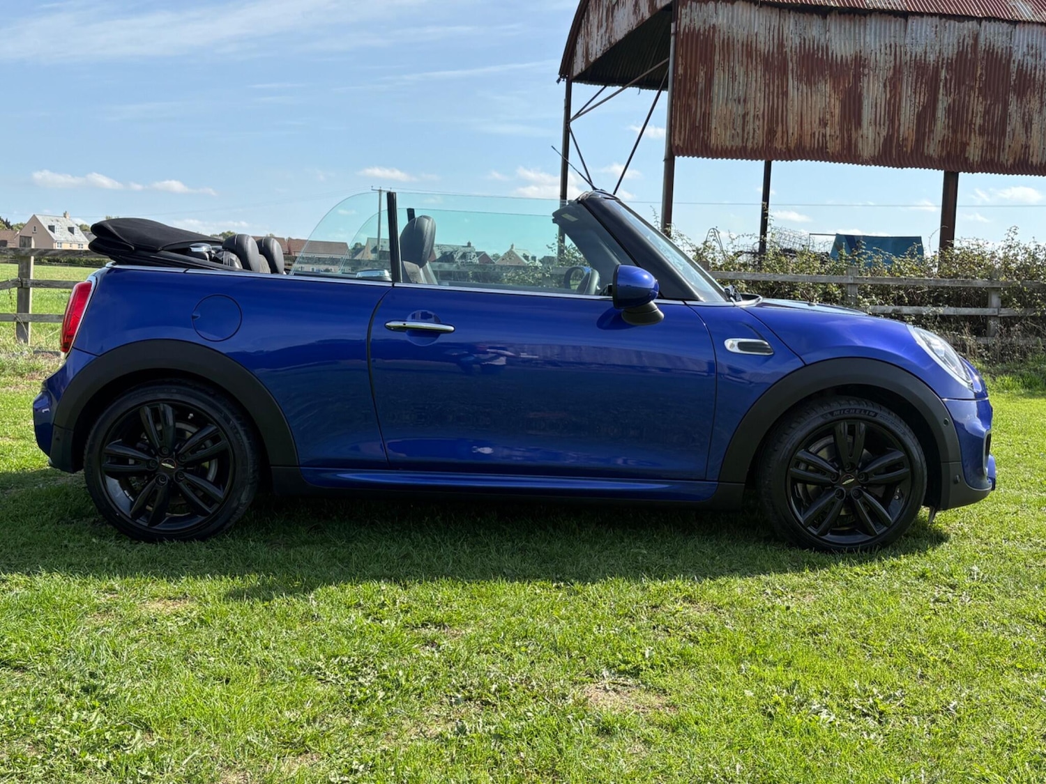 Used MINI Convertible 2019 for sale - 76261746: Photo 15