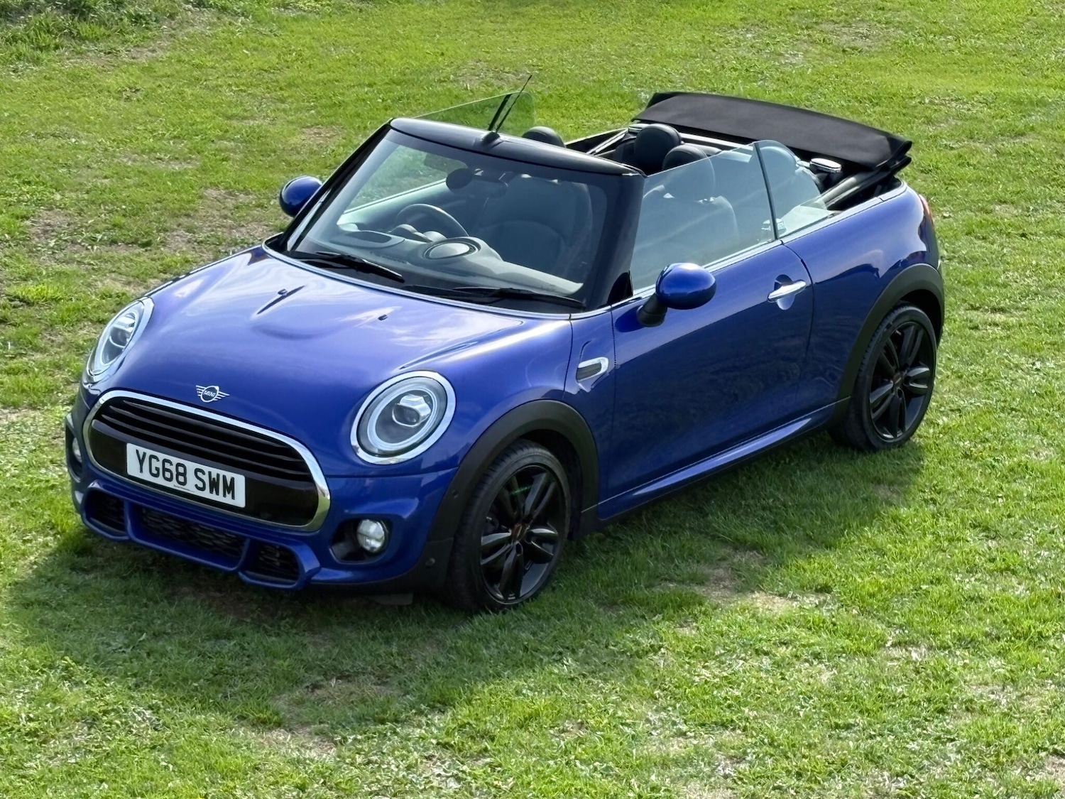 Used MINI Convertible 2019 for sale - 76261746: Photo 5