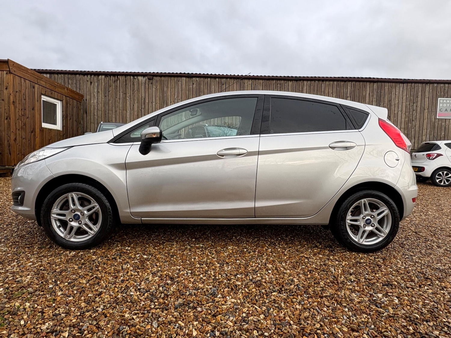 Used Ford Fiesta 2013 for sale - 77316126: Photo 8