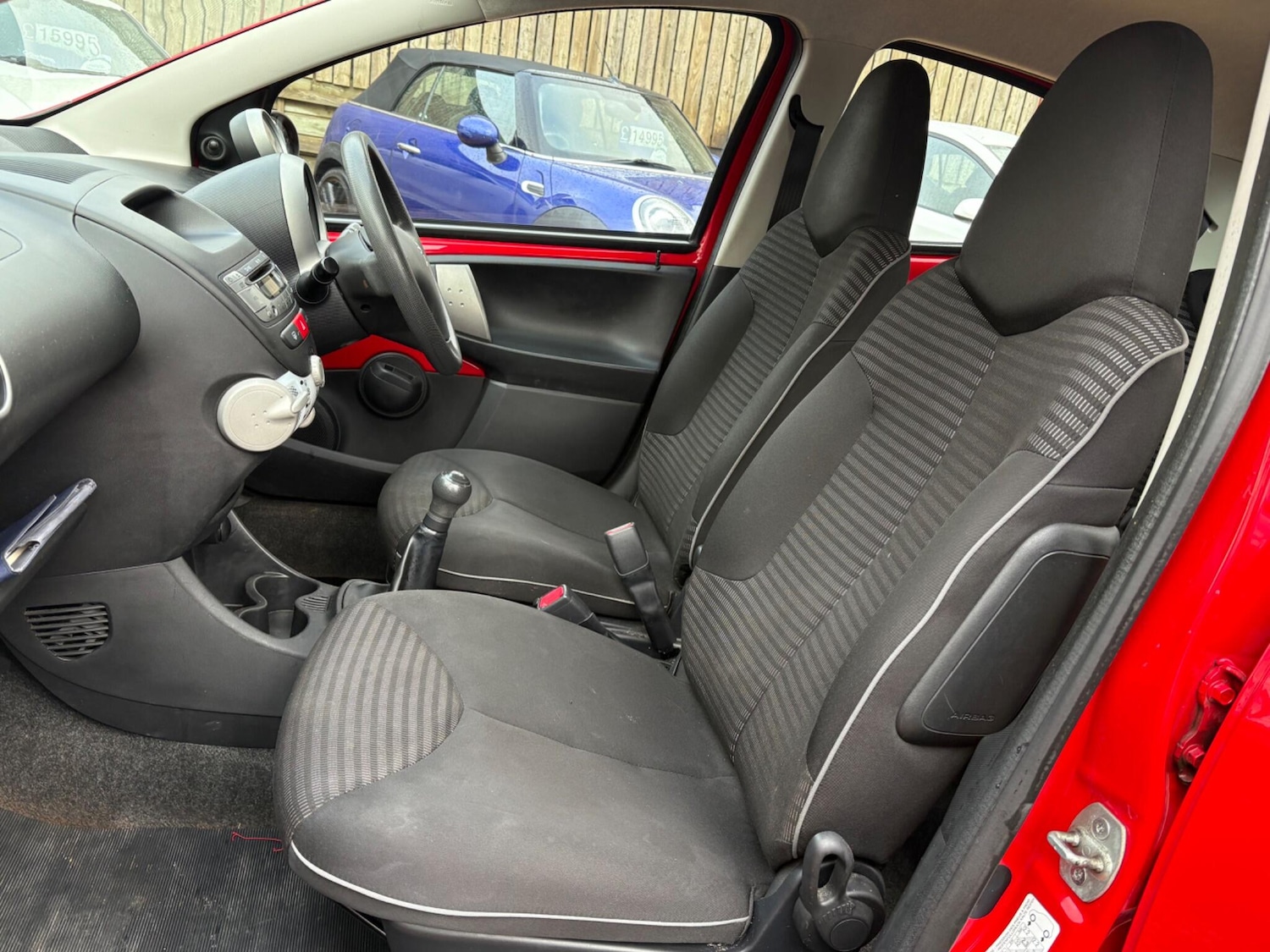 Used Peugeot 107 2014 for sale - 76788411: Photo 14