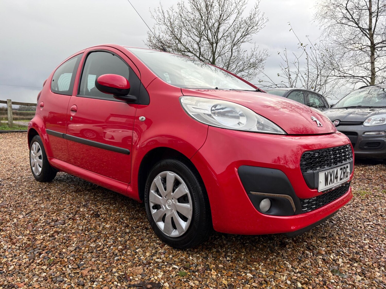 Used Peugeot 107 2014 for sale - 76788411: Photo 3
