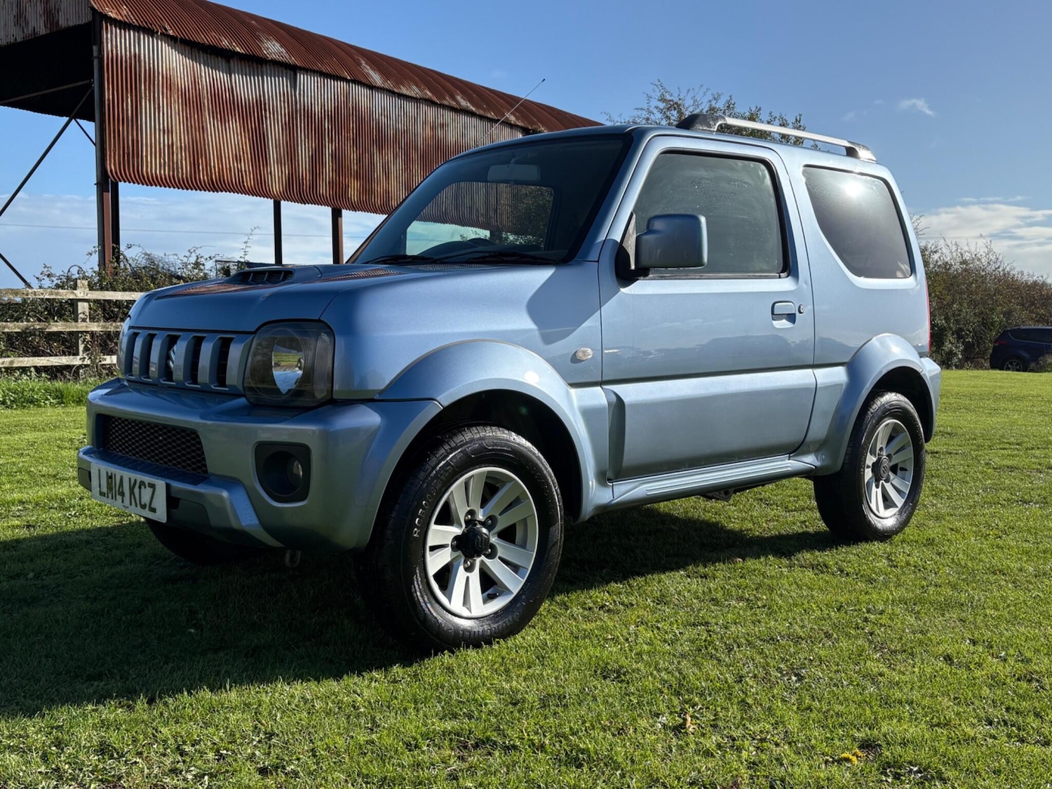 Used Suzuki Jimny 2014 for sale - 76372612: Photo 1