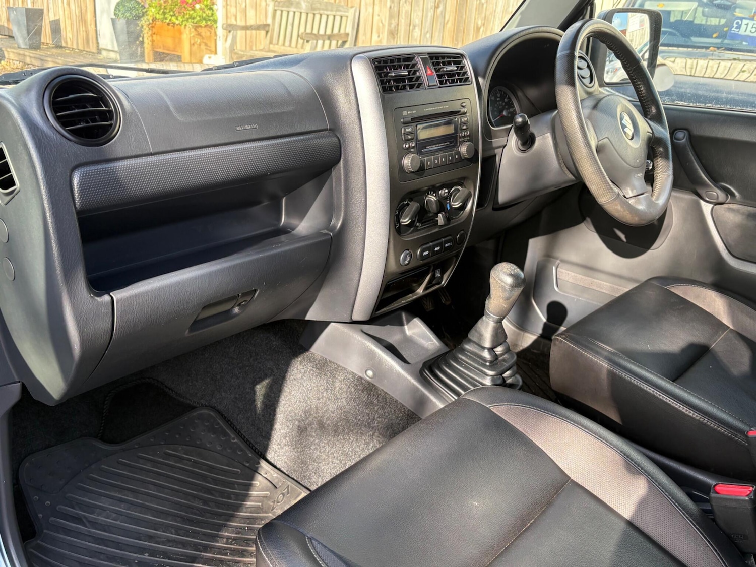 Used Suzuki Jimny 2014 for sale - 76372612: Photo 13